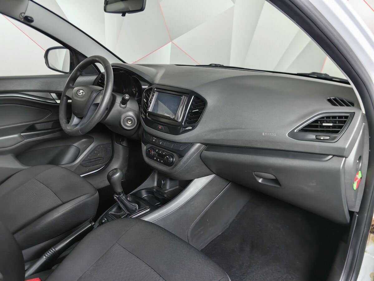 Lada (ВАЗ) Vesta, 2018 - Фото №7