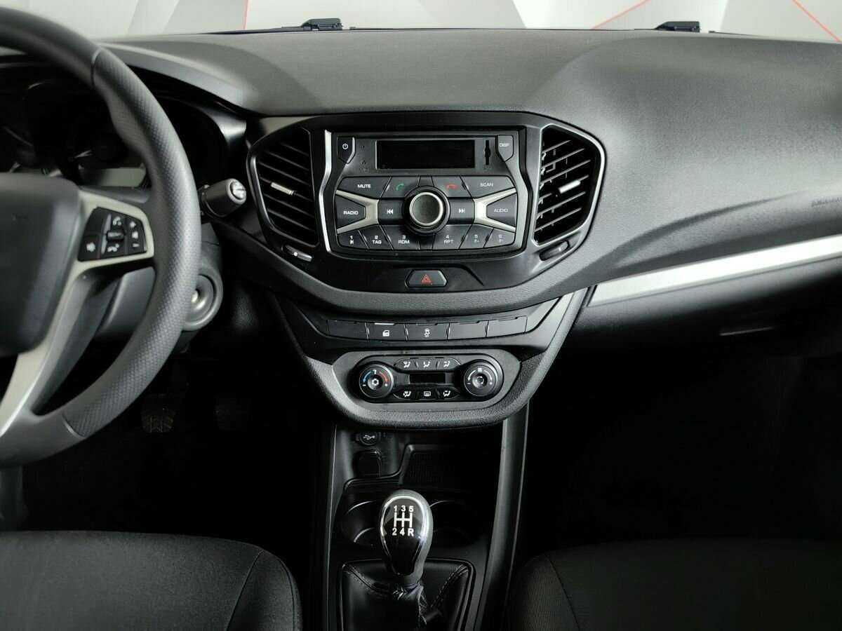 Lada (ВАЗ) Vesta, 2021 - Фото №10