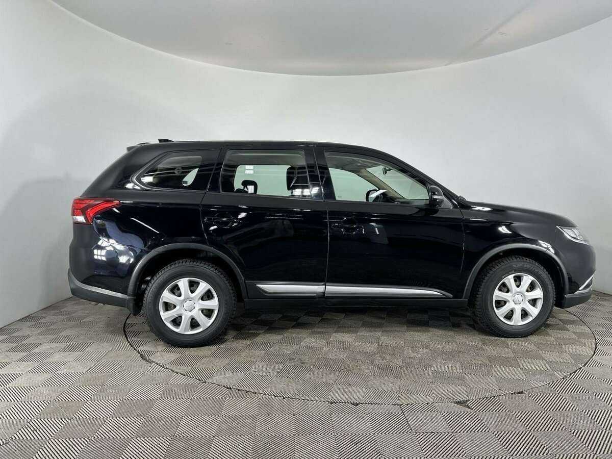 Mitsubishi Outlander, 2017 - Фото №3