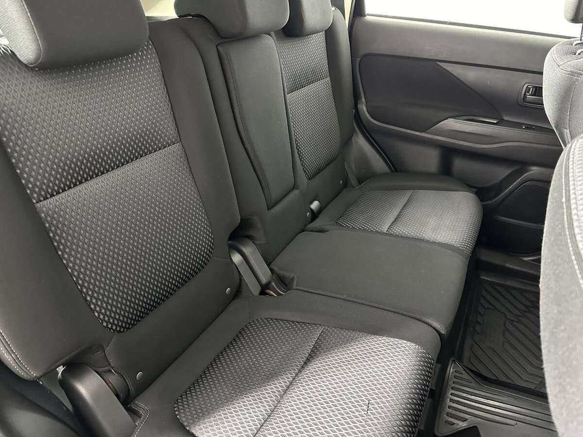 Mitsubishi Outlander, 2017 - Фото №14