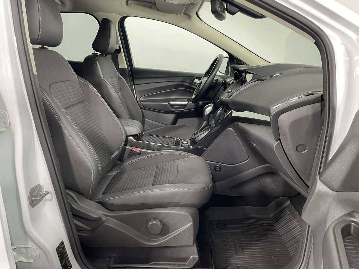 Ford Kuga, 2017 - Фото №11