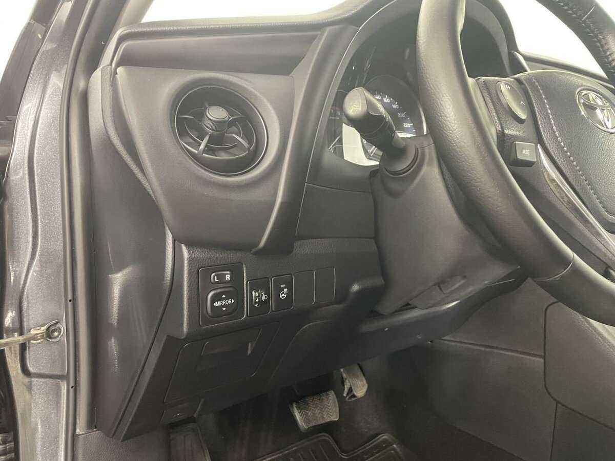 Toyota Corolla, 2017 - Фото №8