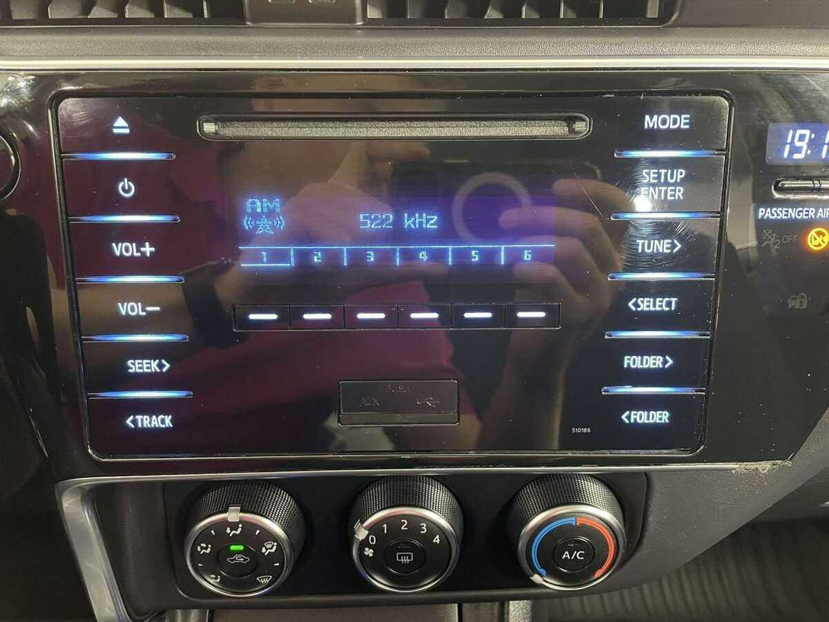 Toyota Corolla, 2017 - Фото №11