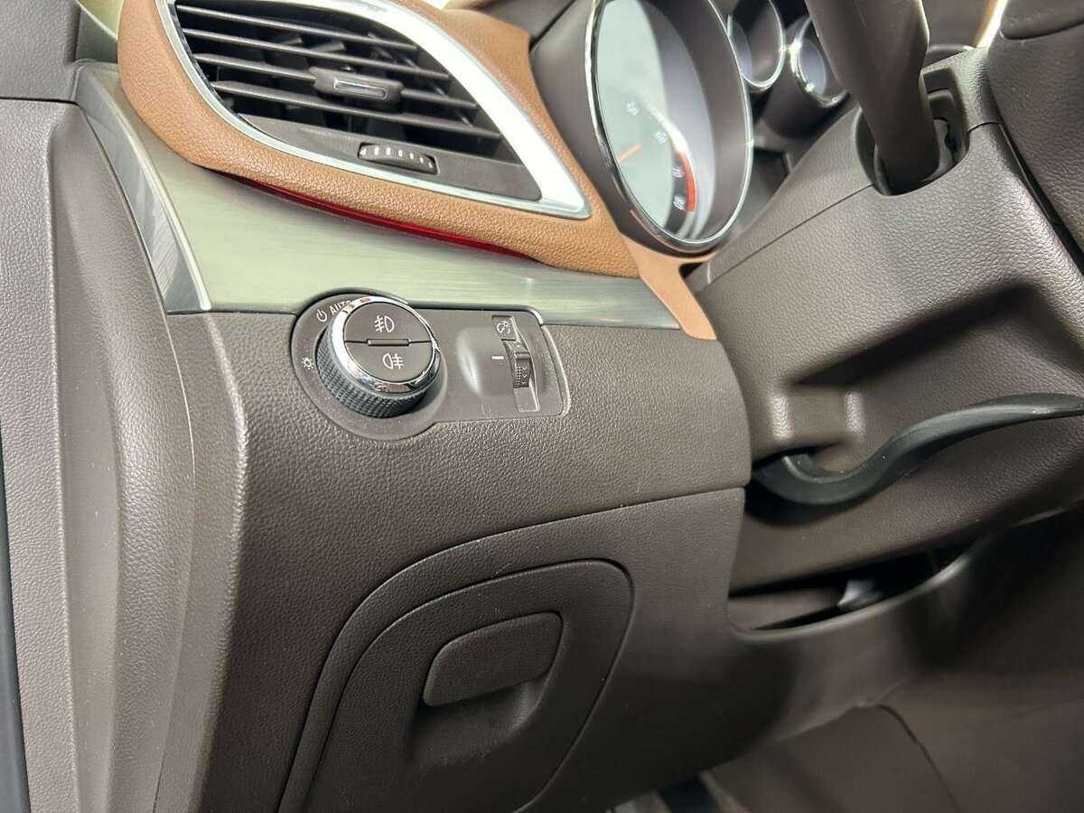 Opel Mokka, 2013 - Фото №7