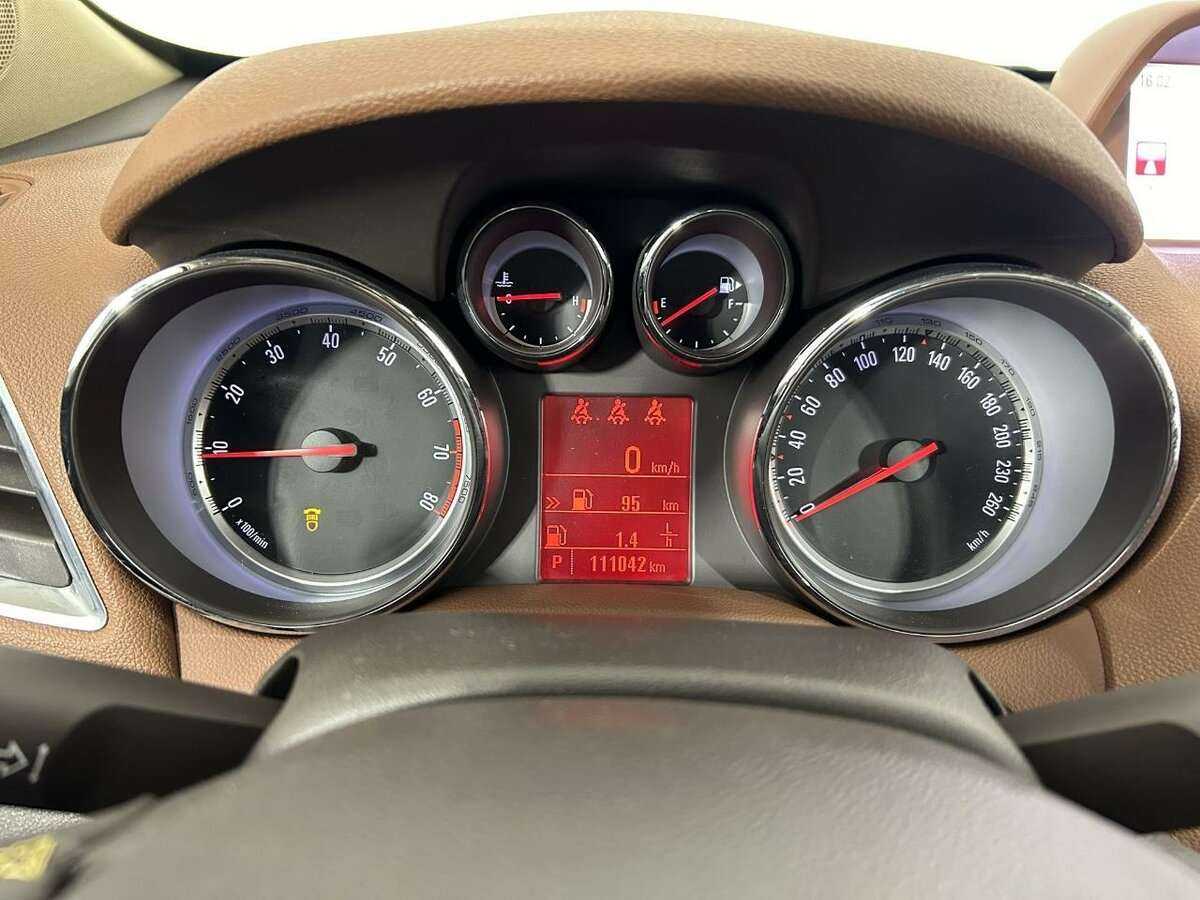 Opel Mokka, 2013 - Фото №9