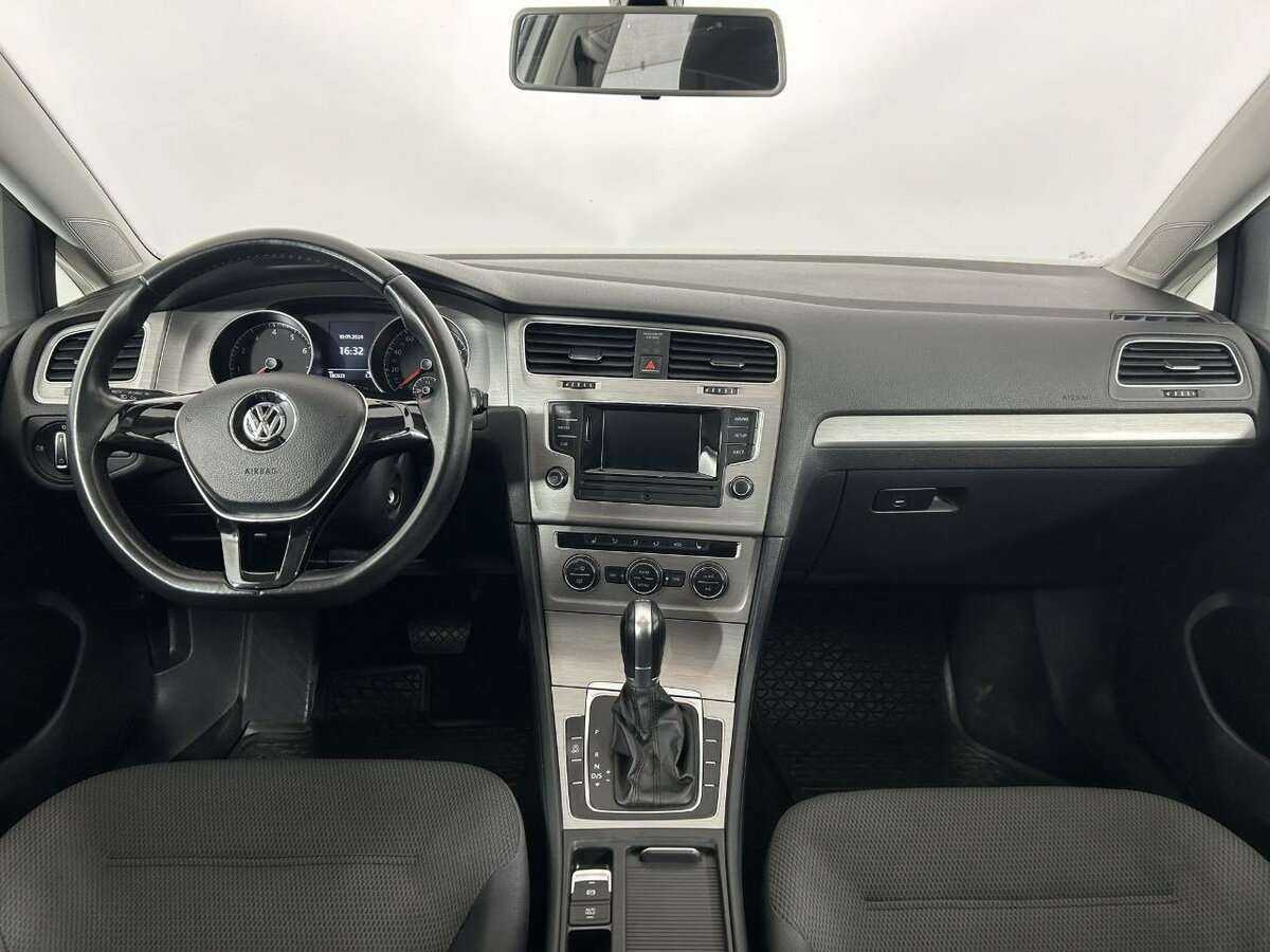 Volkswagen Golf, 2015 - Фото №6