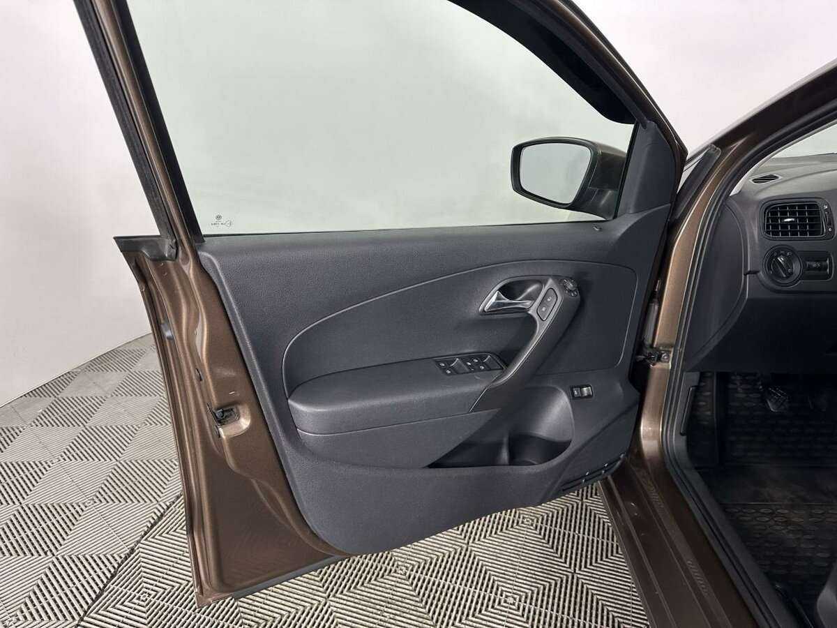 Volkswagen Polo, 2016 - Фото №7