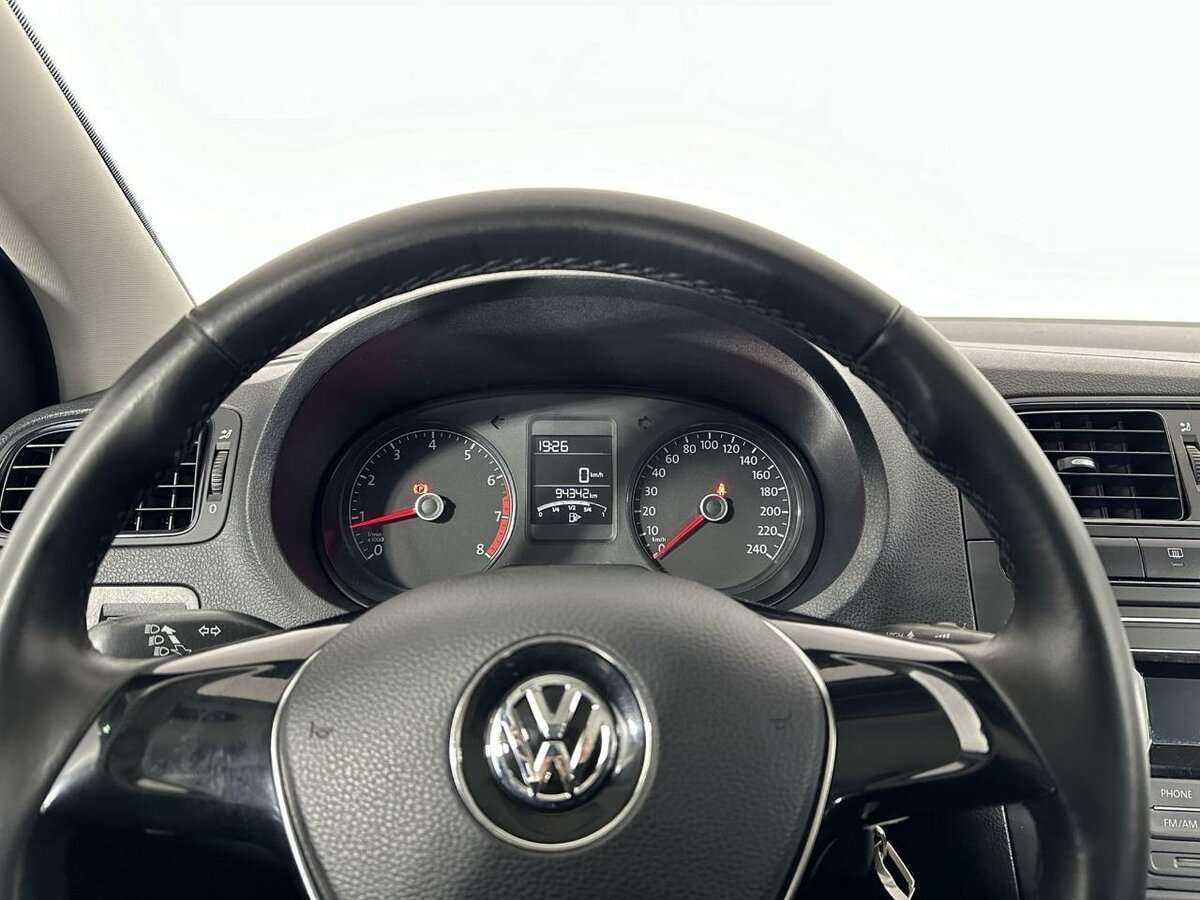 Volkswagen Polo, 2016 - Фото №10