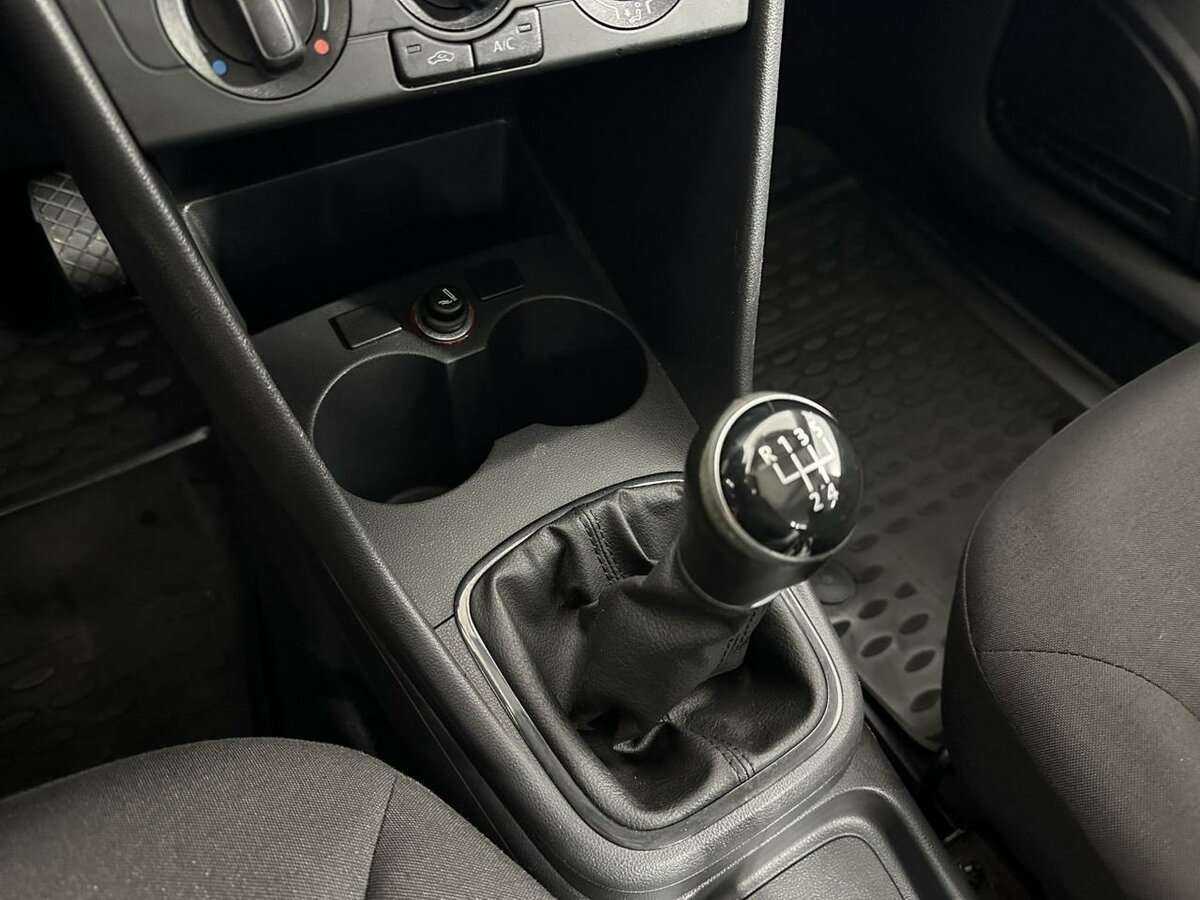 Volkswagen Polo, 2016 - Фото №12