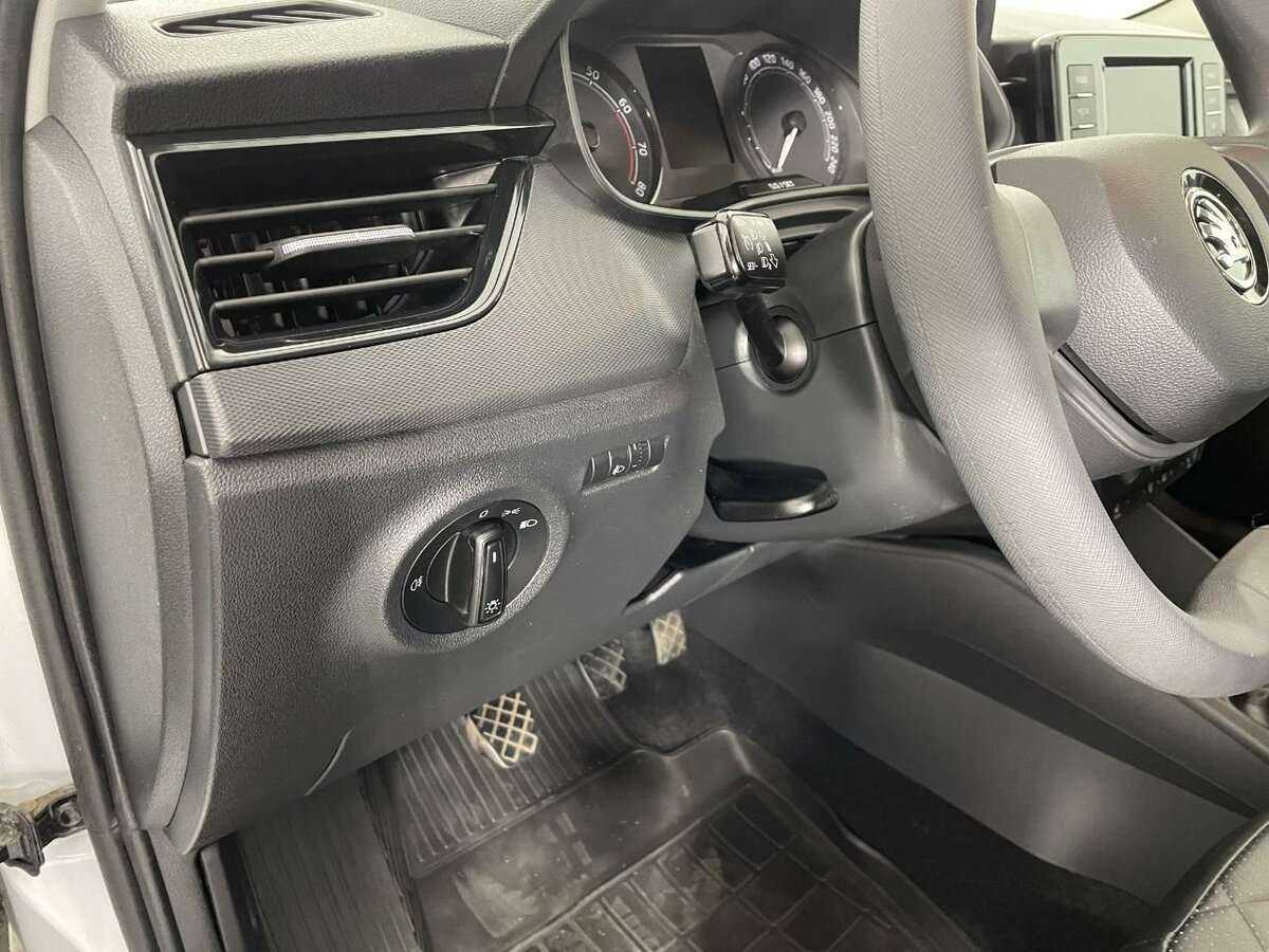 Skoda Rapid, 2021 - Фото №8