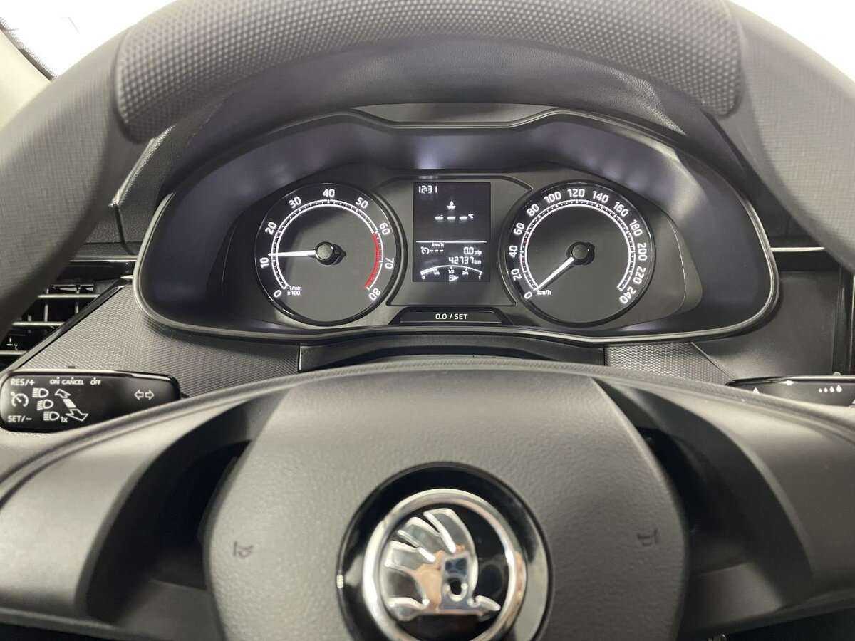 Skoda Rapid, 2021 - Фото №10