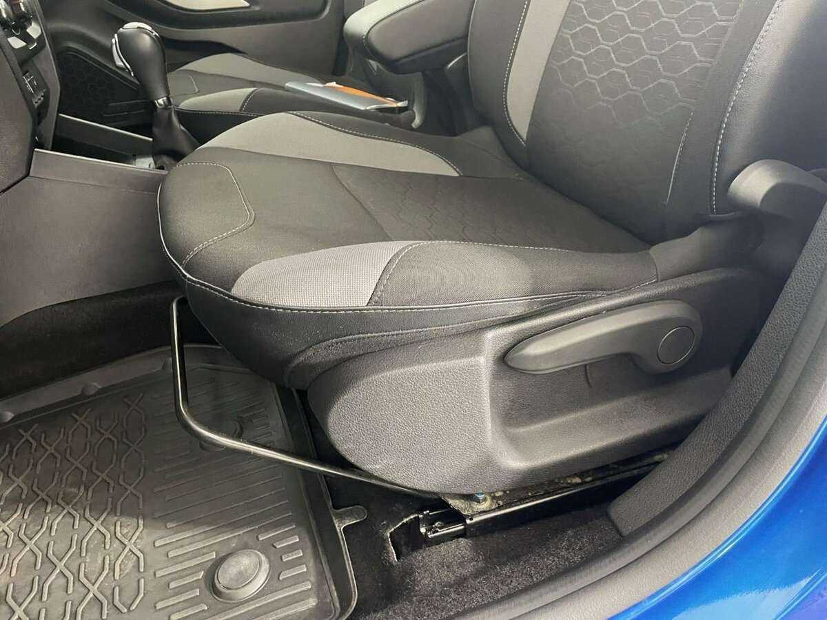 Lada (ВАЗ) XRAY Cross, 2021 - Фото №7