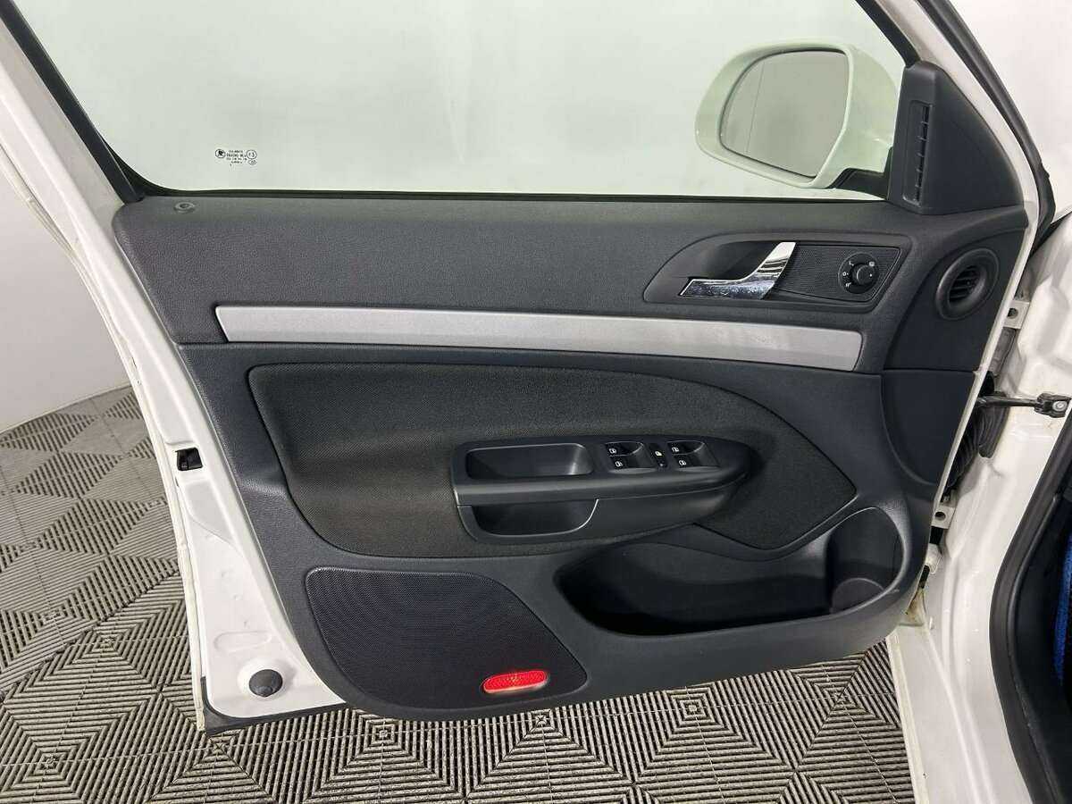 Skoda Octavia, 2012 - Фото №7