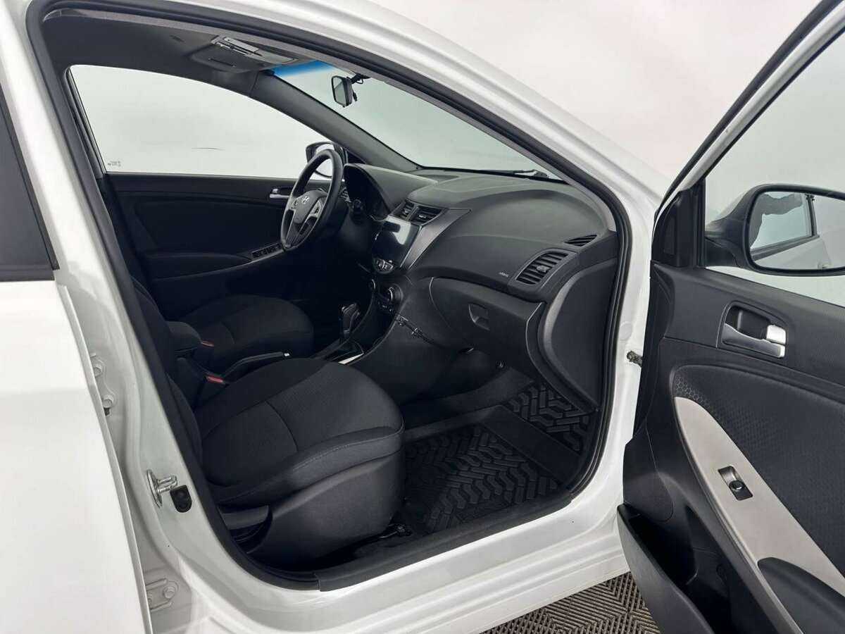 Hyundai Solaris, 2016 - Фото №12