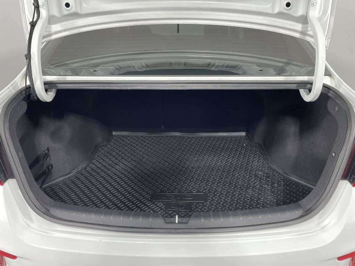 Kia Rio, 2018 - Фото №17