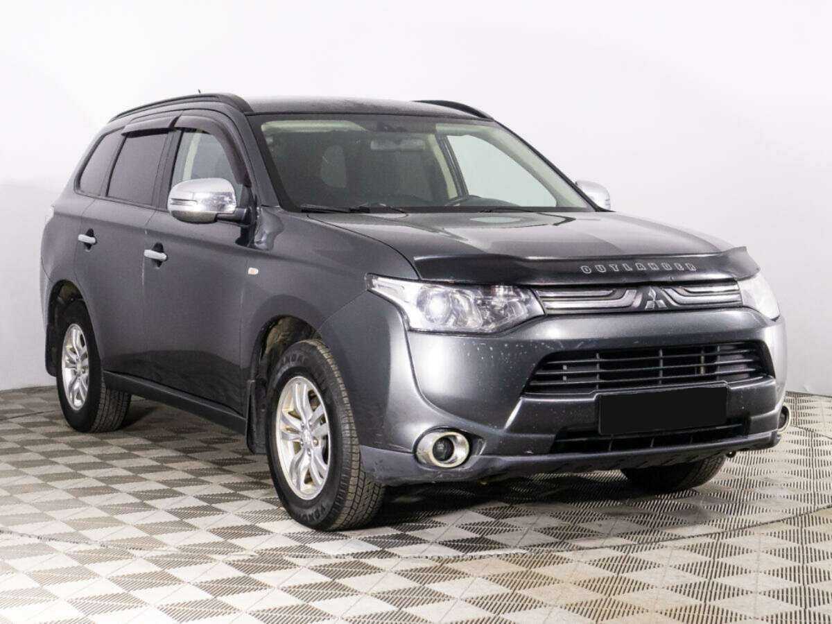 Mitsubishi Outlander, 2013 - Фото №2