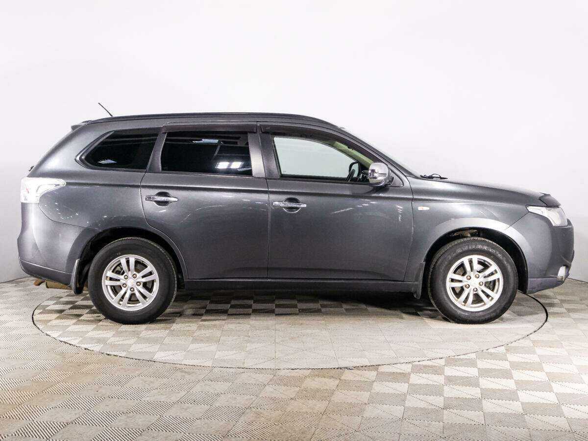 Mitsubishi Outlander, 2013 - Фото №3