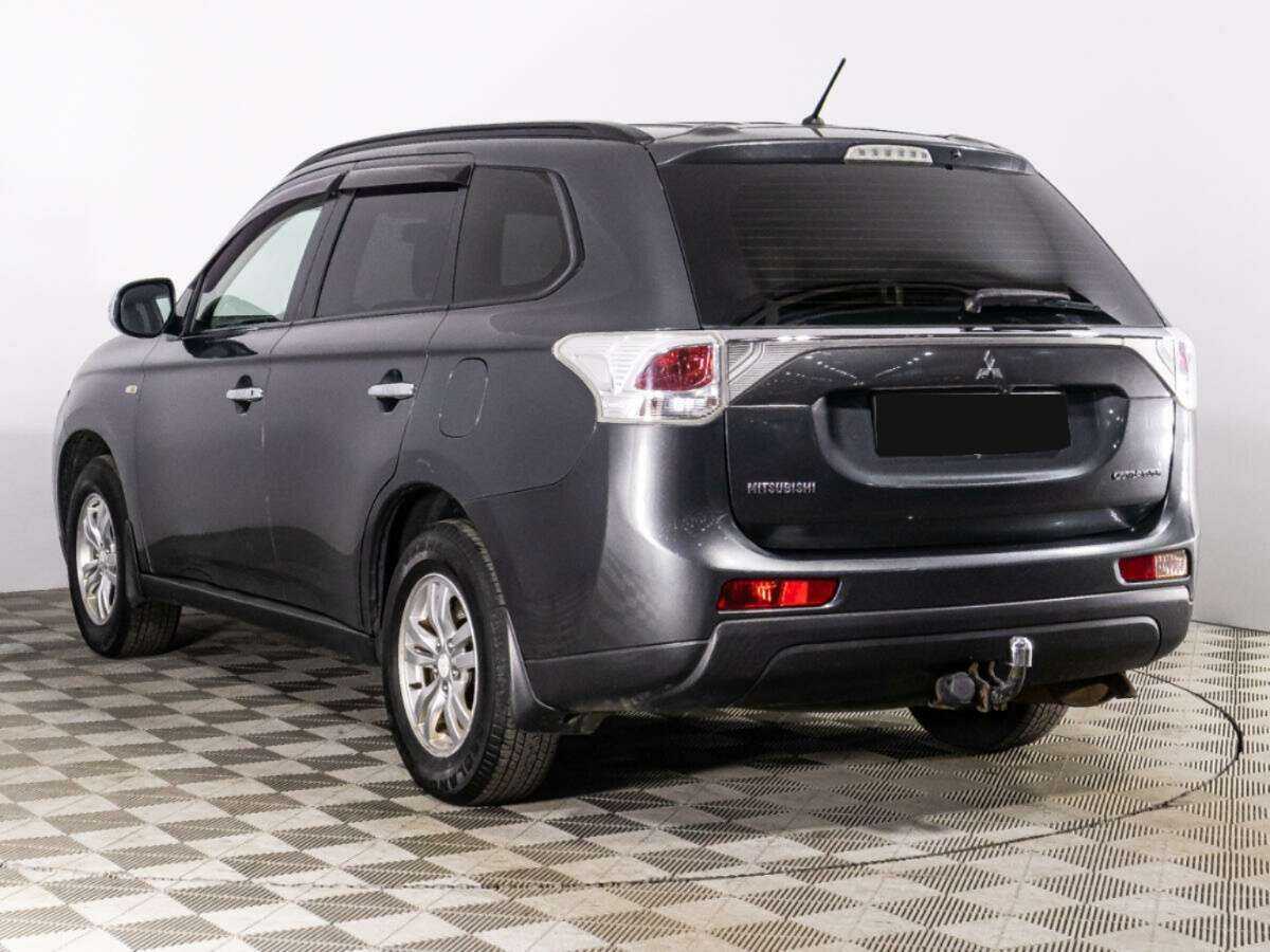 Mitsubishi Outlander, 2013 - Фото №6