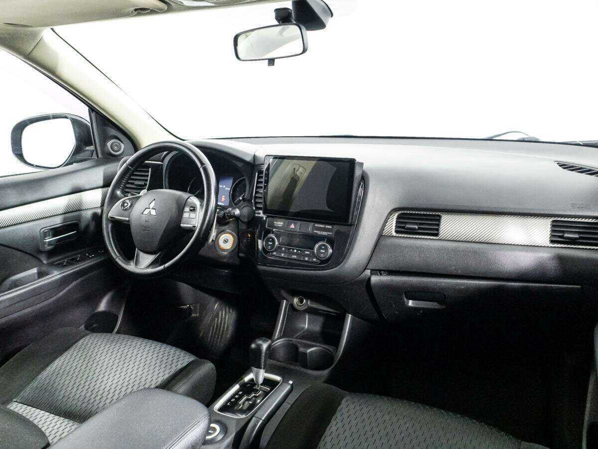 Mitsubishi Outlander, 2013 - Фото №8