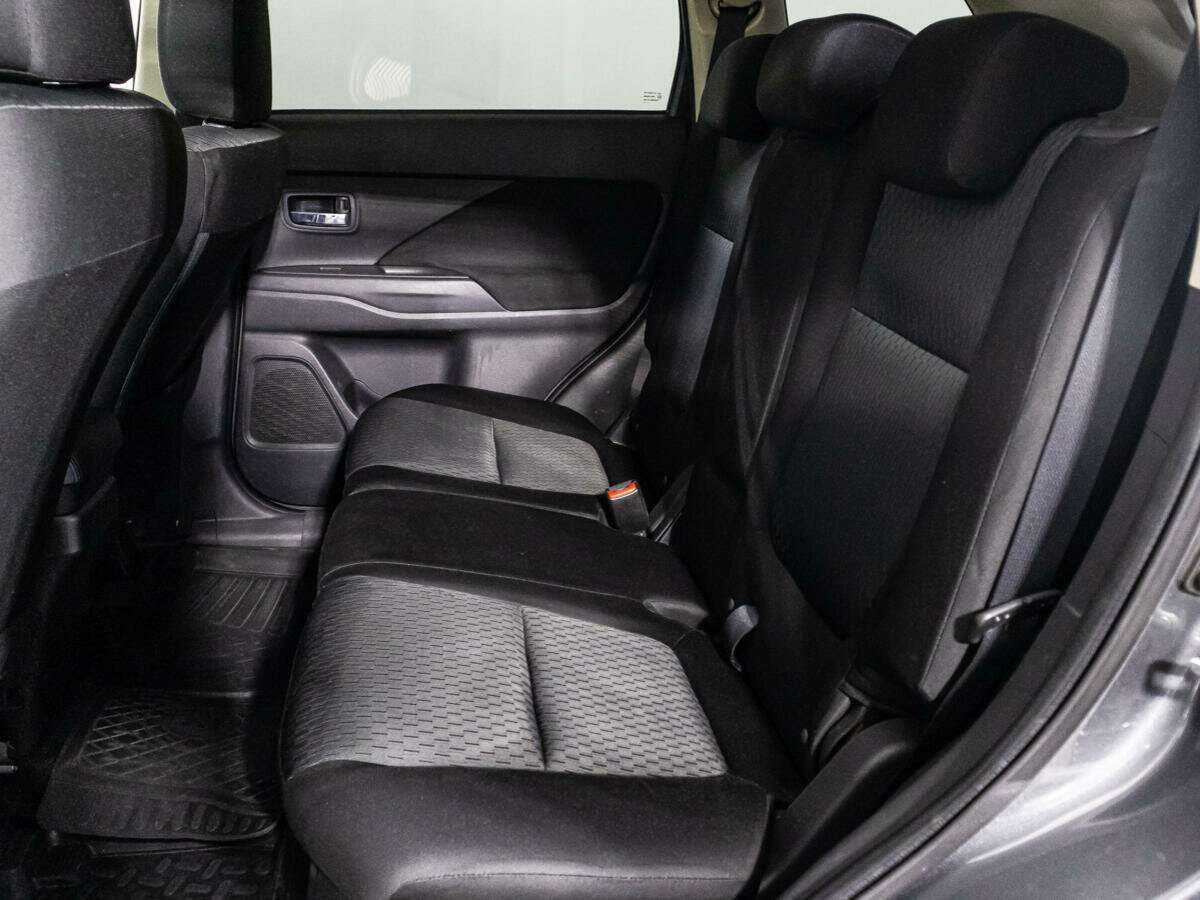 Mitsubishi Outlander, 2013 - Фото №9