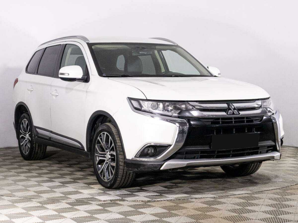 Mitsubishi Outlander, 2017 - Фото №2