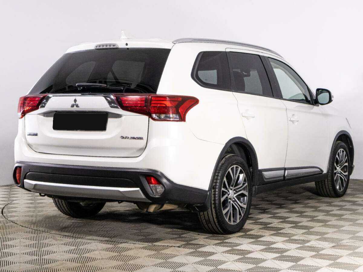 Mitsubishi Outlander, 2017 - Фото №4