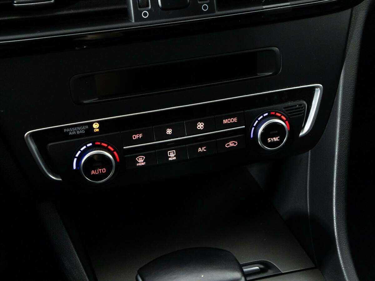 Kia Optima, 2019 - Фото №17