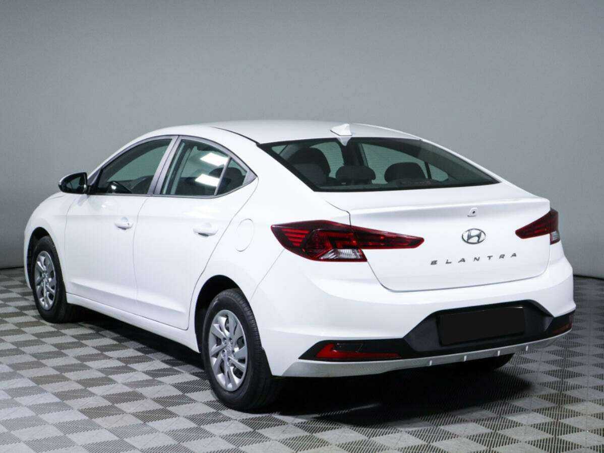 Hyundai Elantra, 2020 - Фото №5