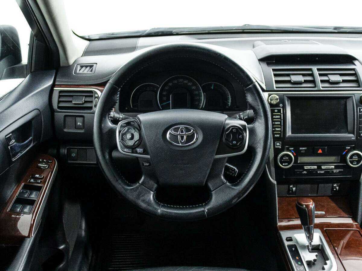 Toyota Camry, 2012 - Фото №19
