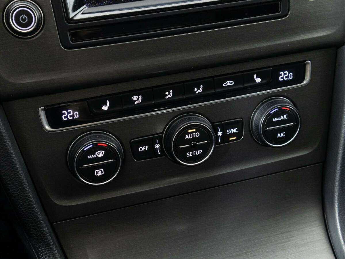 Volkswagen Golf, 2013 - Фото №14