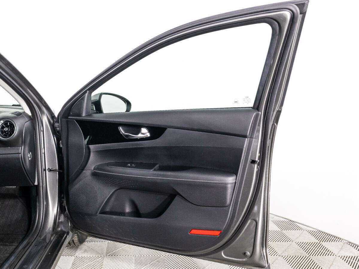 Kia Cerato, 2020 - Фото №27