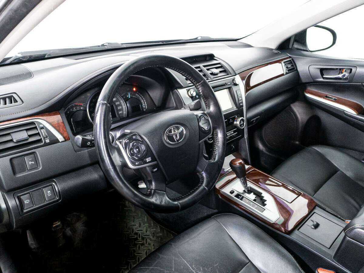 Toyota Camry, 2013 - Фото №10