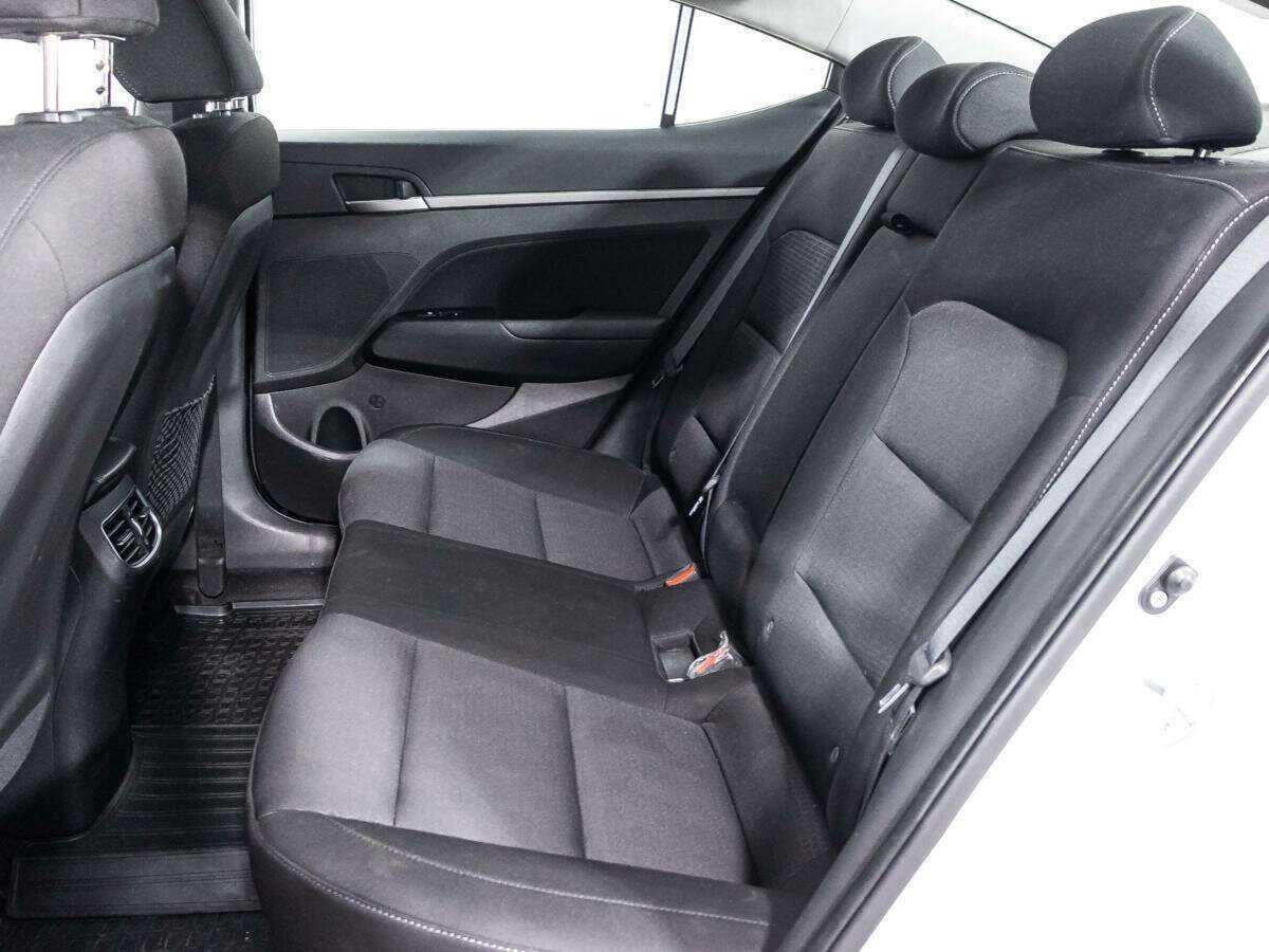 Hyundai Elantra, 2017 - Фото №9