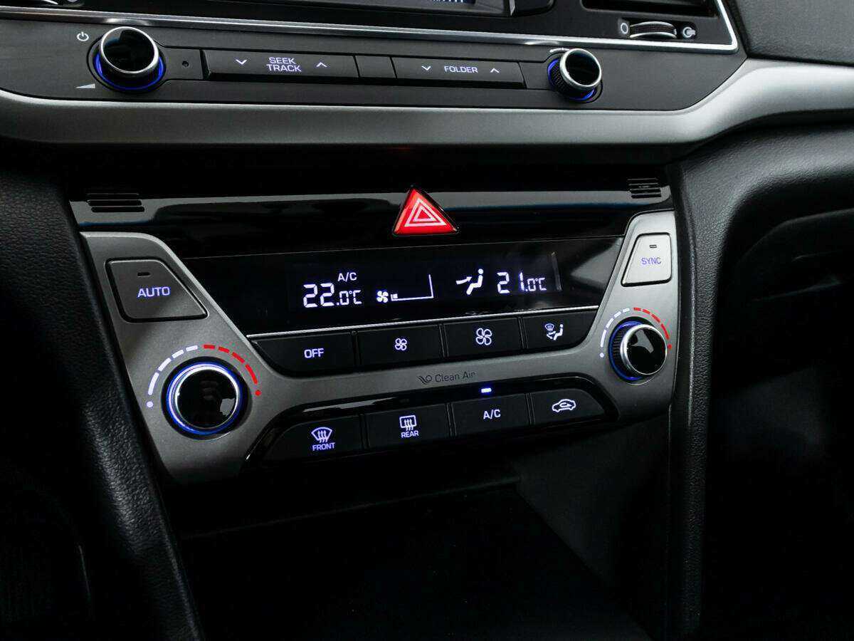 Hyundai Elantra, 2017 - Фото №15
