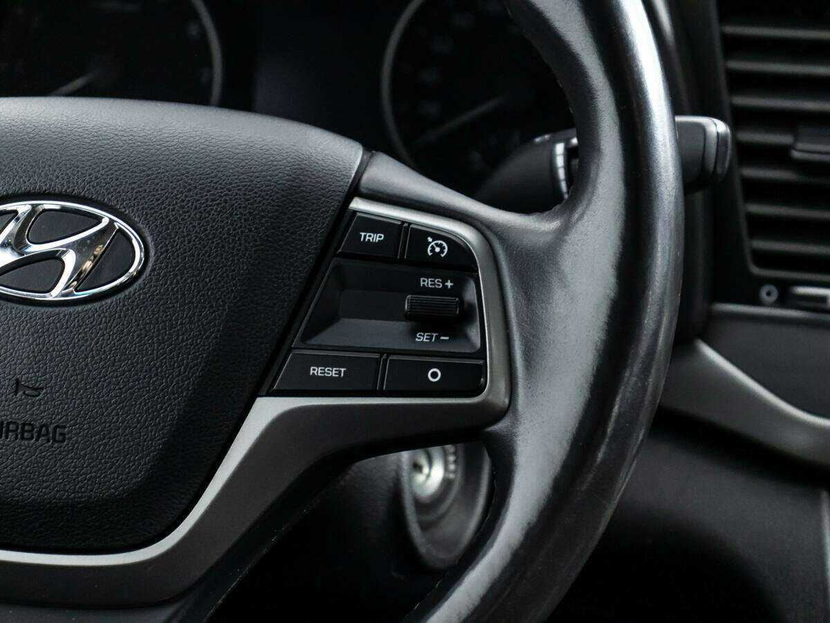 Hyundai Elantra, 2017 - Фото №19