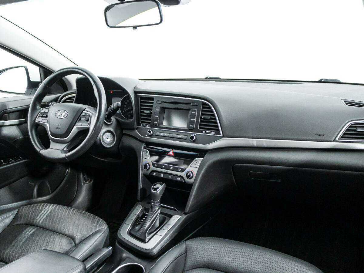 Hyundai Elantra, 2016 - Фото №8