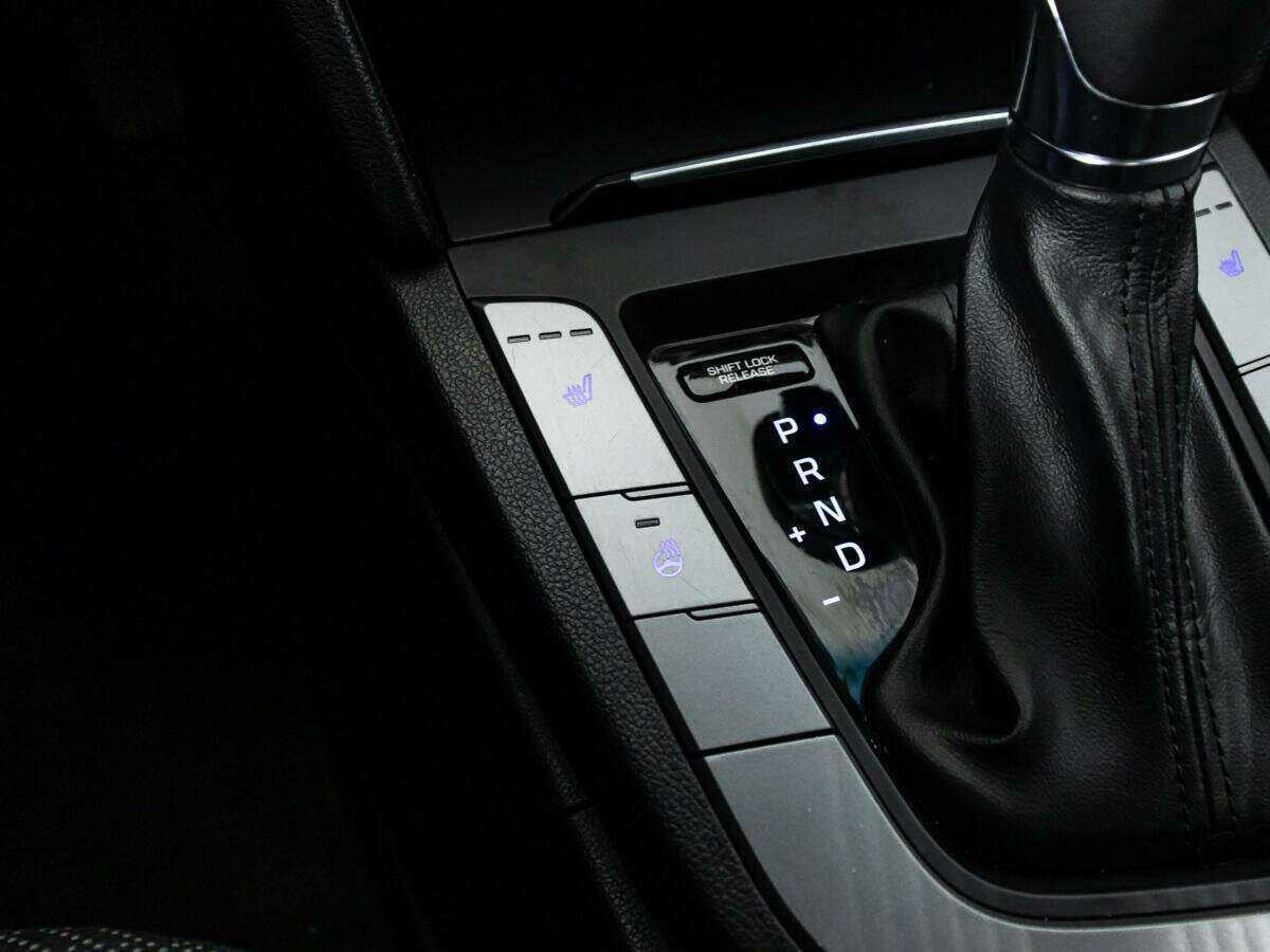 Hyundai Elantra, 2016 - Фото №16