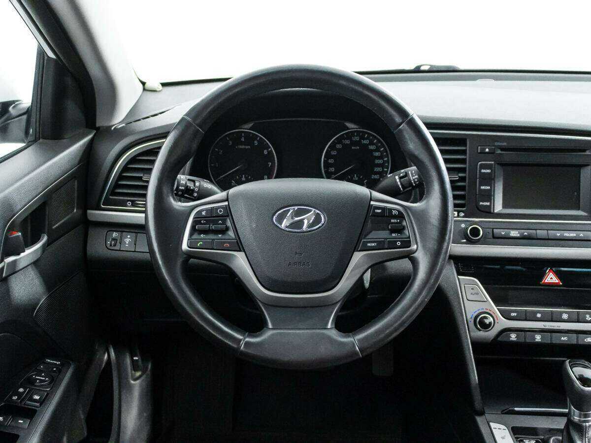 Hyundai Elantra, 2016 - Фото №17