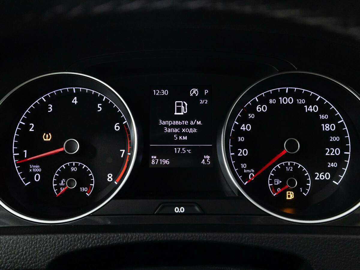 Volkswagen Golf, 2018 - Фото №11