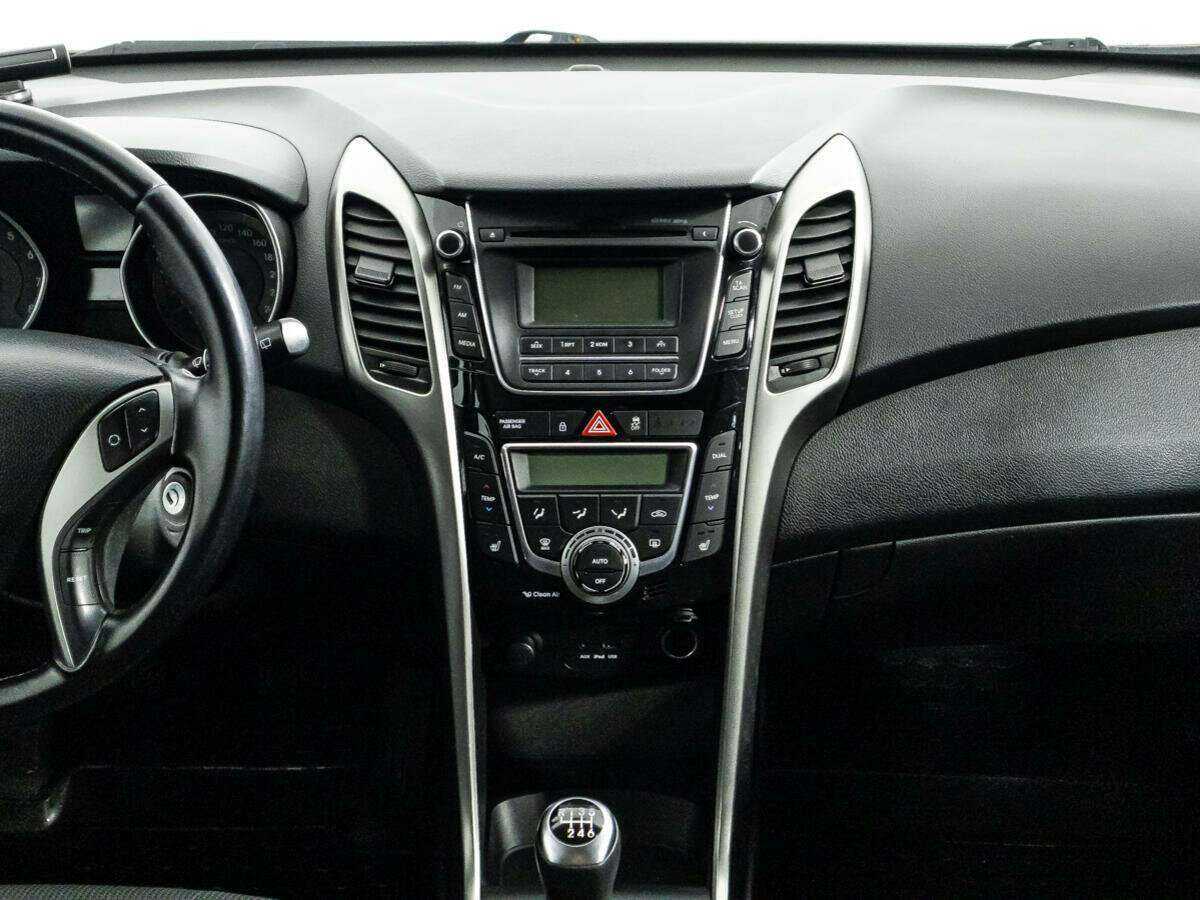 Hyundai i30, 2013 - Фото №13