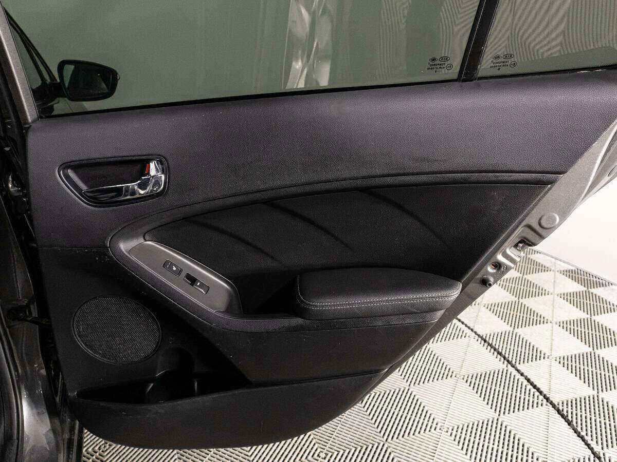 Kia Cerato, 2019 - Фото №25