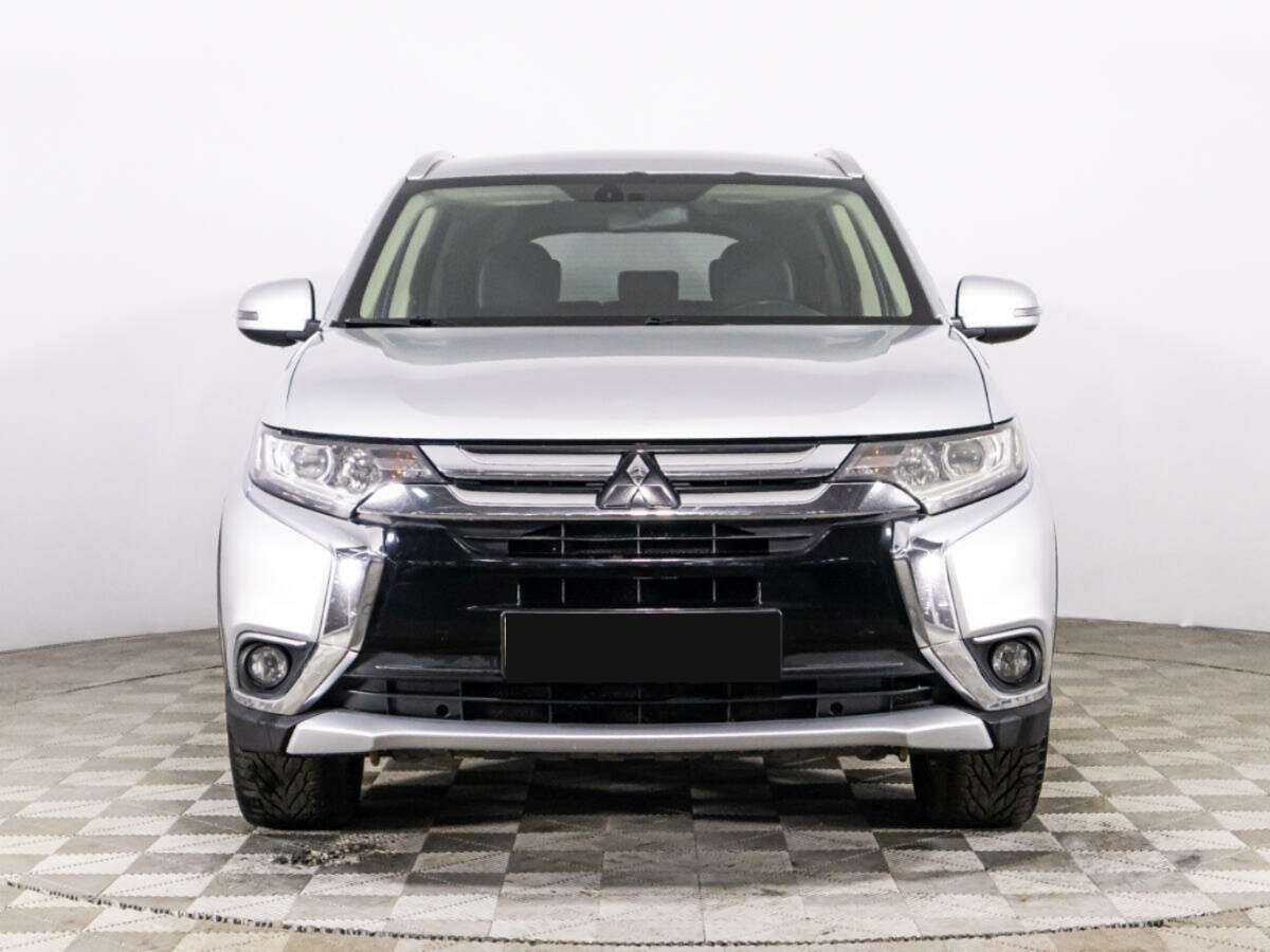 Mitsubishi Outlander, 2015 - Фото №1