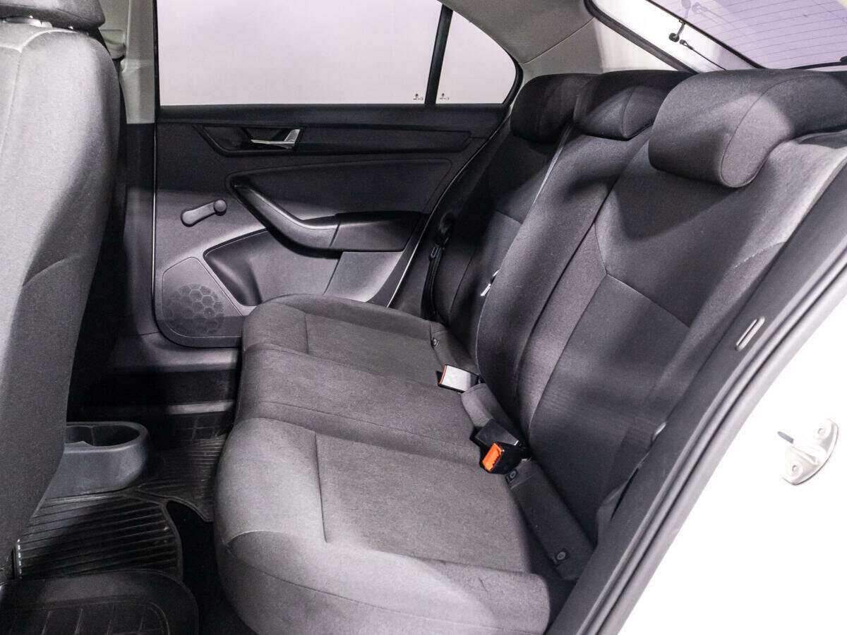 Skoda Rapid, 2017 - Фото №9