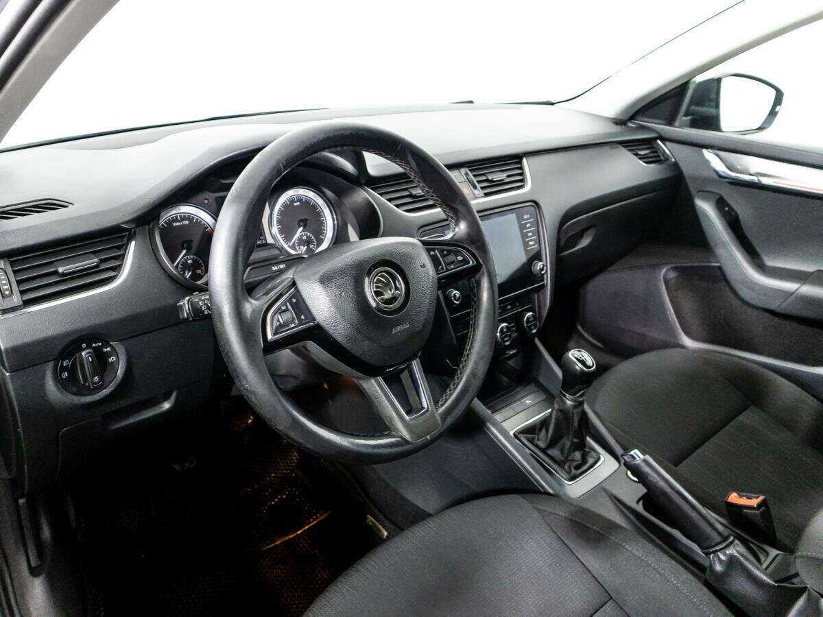 Skoda Octavia, 2018 - Фото №10