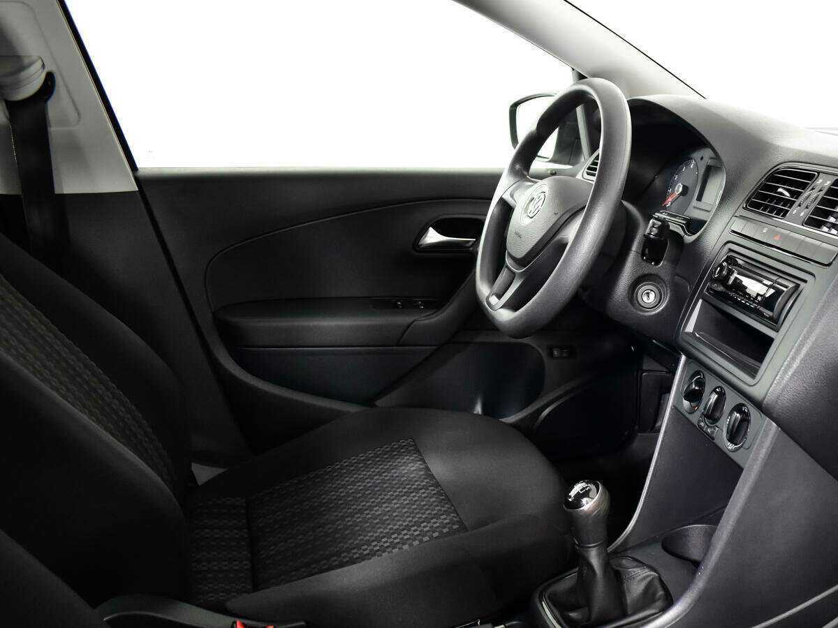 Volkswagen Polo, 2015 - Фото №8