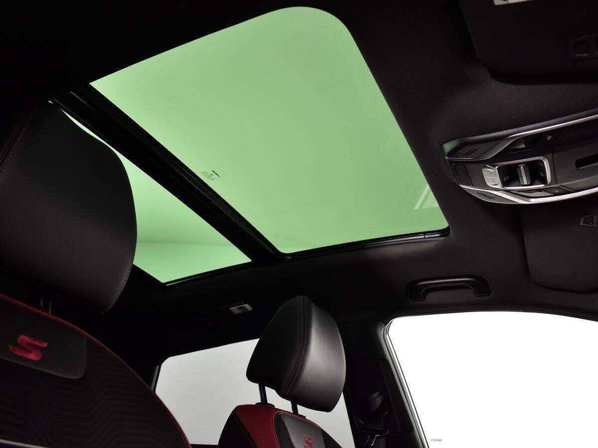 Geely Coolray, 2022 - Фото №12