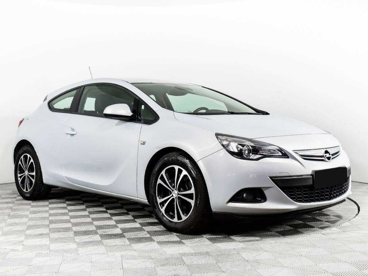 Opel Astra GTC, 2012 - Фото №2