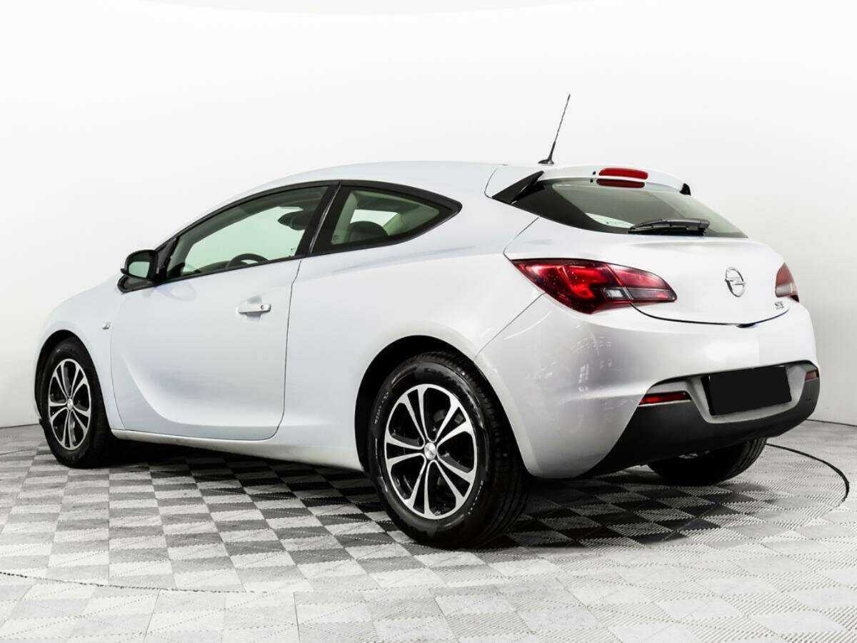 Opel Astra GTC, 2012 - Фото №6