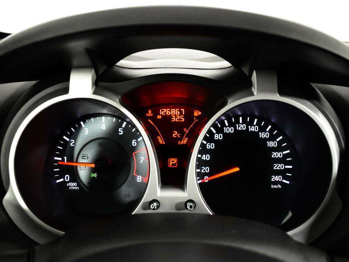 Nissan Juke, 2012 - Фото №8