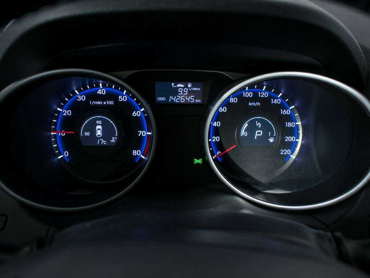 Hyundai ix35, 2012 - Фото №10